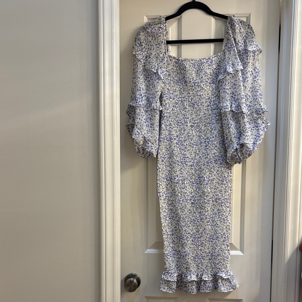 Petal & Pup Long Sleeve Floral Dress - Blue and White